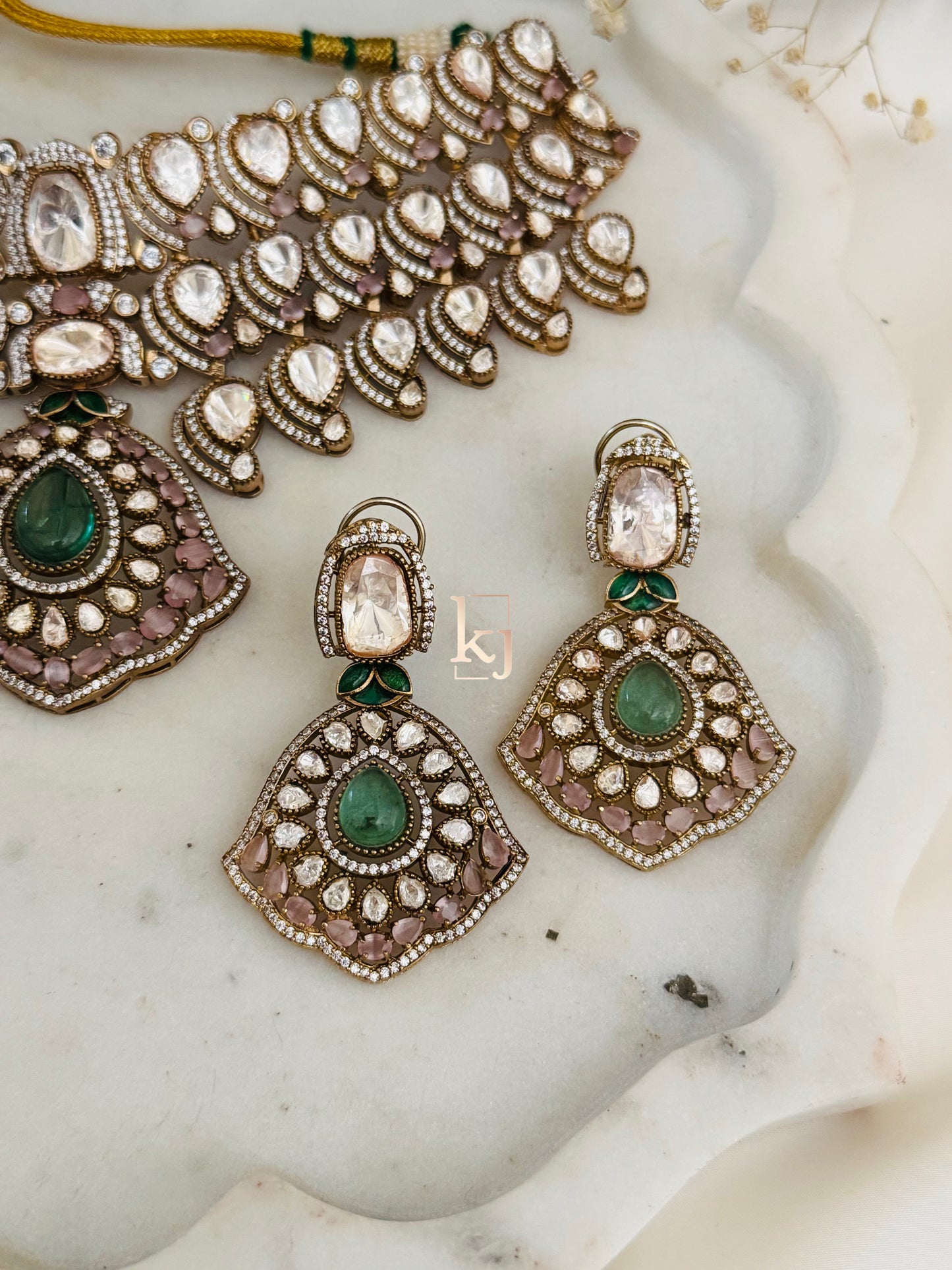 Elsepeth choker set