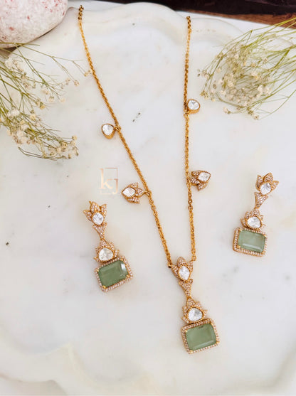 Emery elegant set