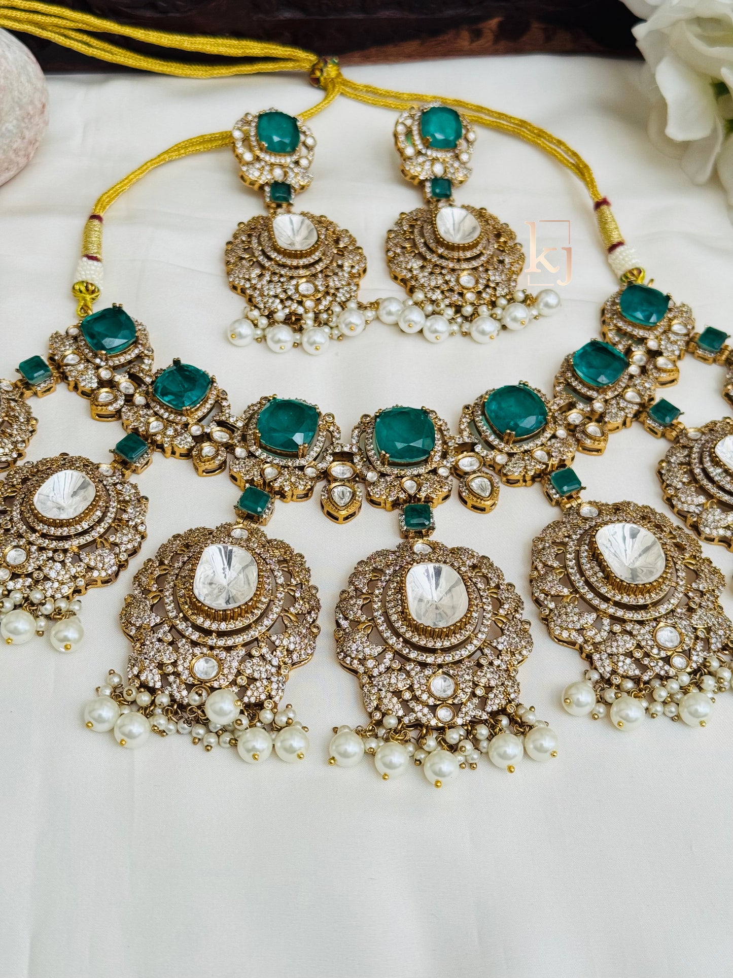 Zara necklace set