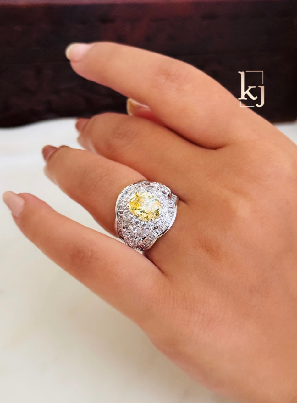Diona ring