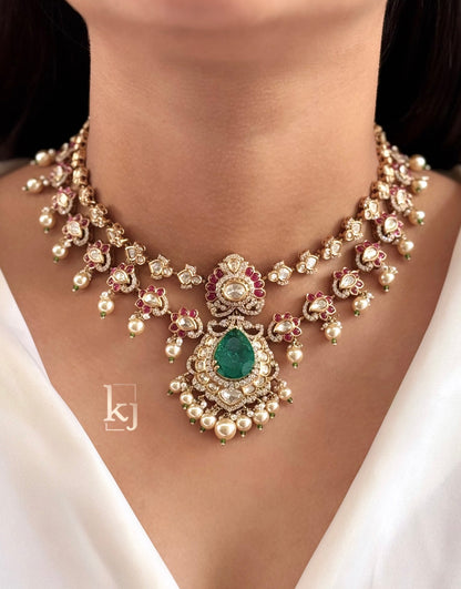 Angelica necklace set