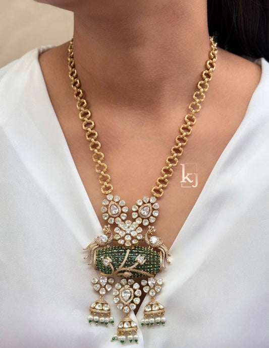 Flworia pendant set