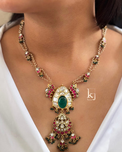 Zorah pendant set