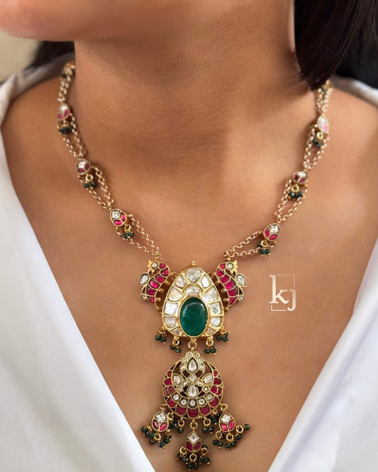 Zorah pendant set