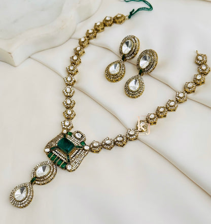 Shina pendant set