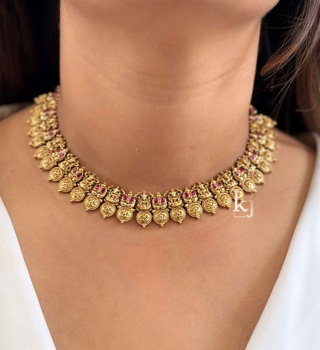 Vaani necklace set