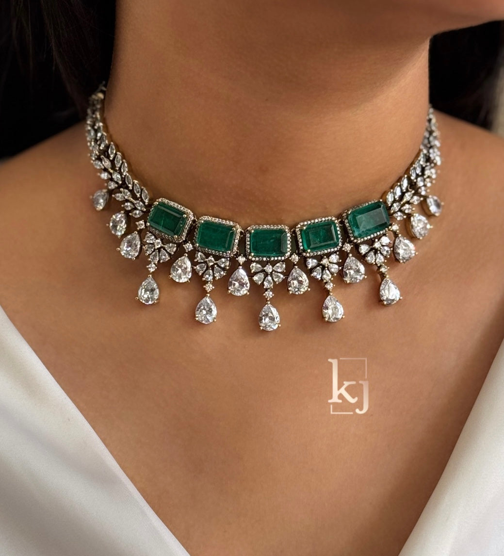 Zion necklace set