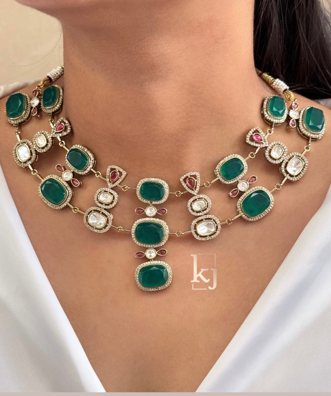 Mira necklace set