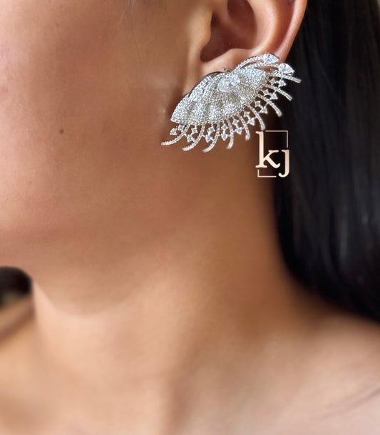 Even earcuff earrings