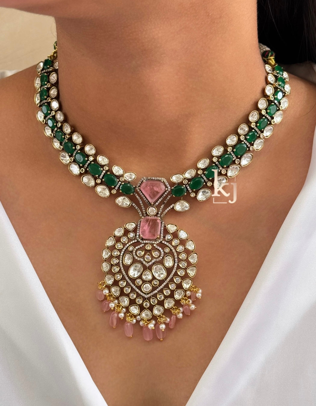 Dizana necklace set