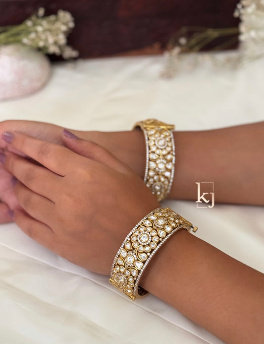 Ori bangle set