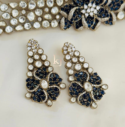 Petal choker set
