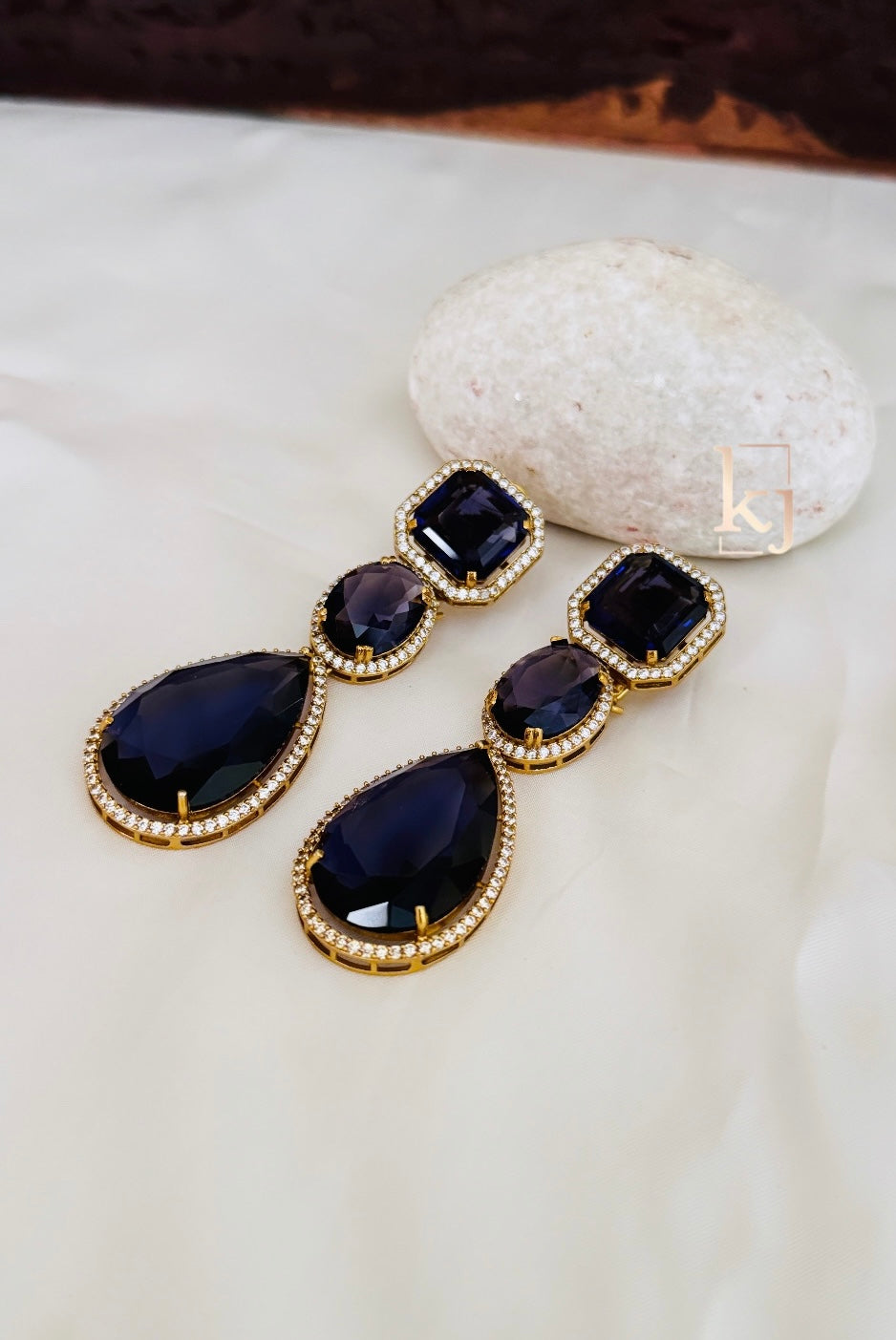 Mia Earrings set