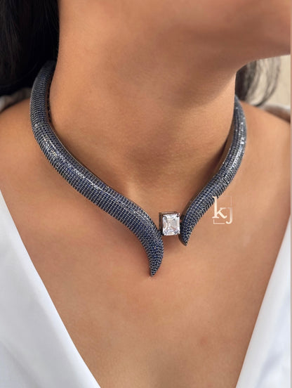 Demi necklace set