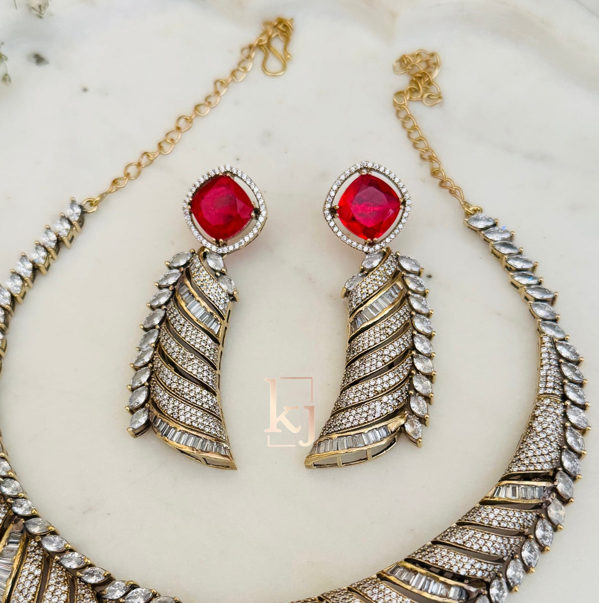 Serafim necklace set