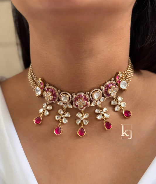 Harper choker set
