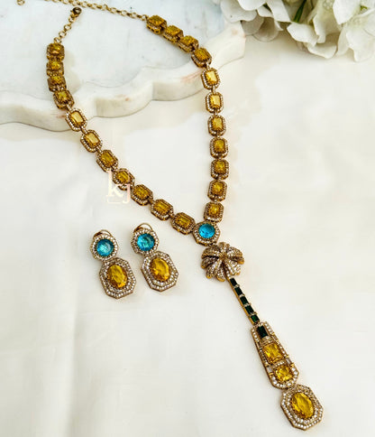 Esara necklace set