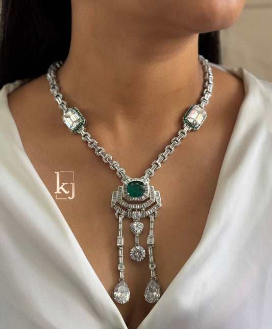 Nyx pendant set