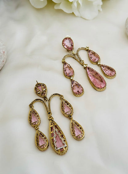 Kavini Earrings set