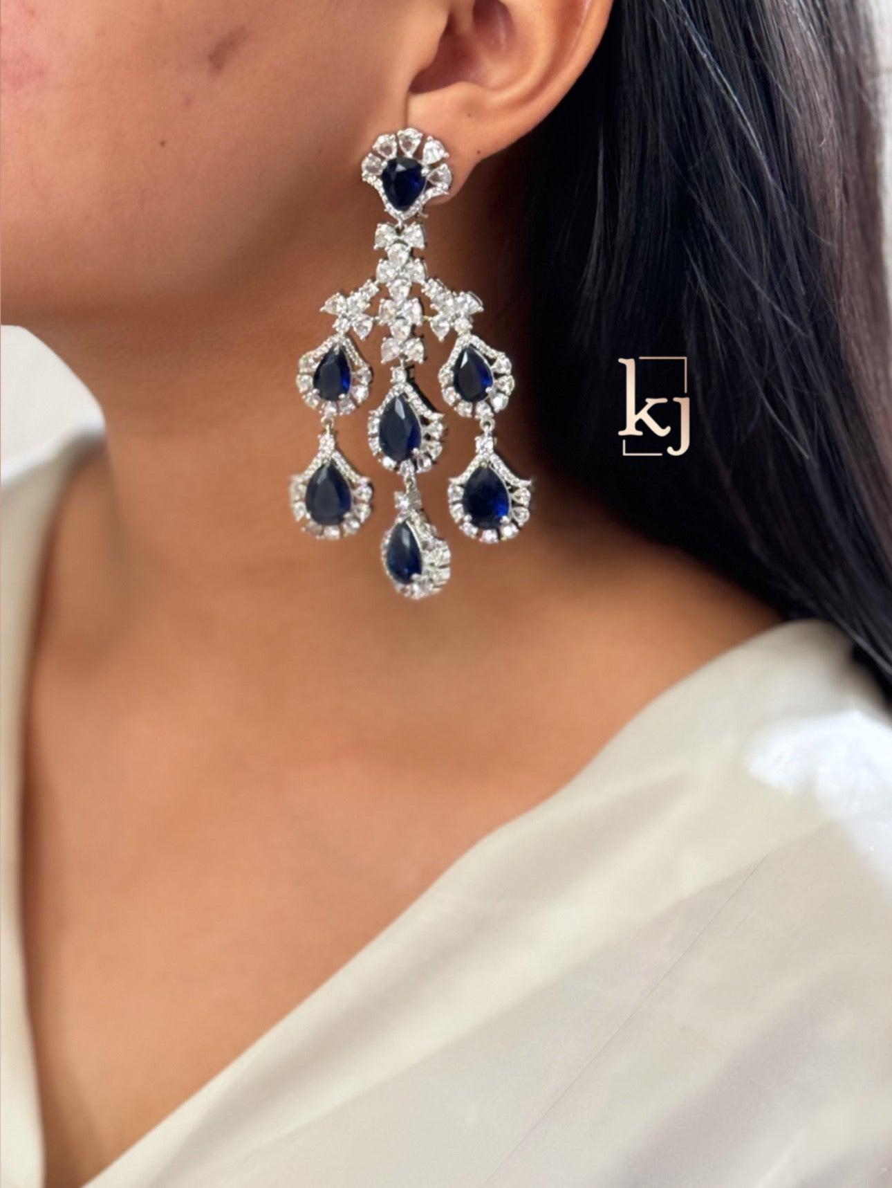 Varena Earrings set