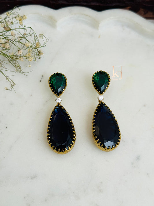 Aarv earrings set