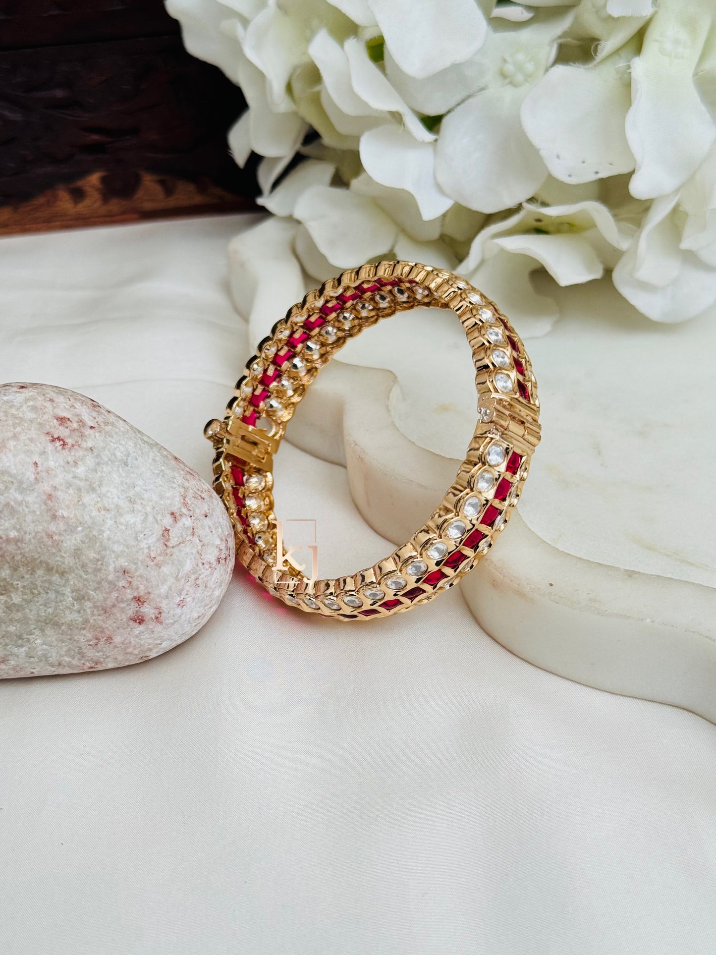 Evelyn single bangle