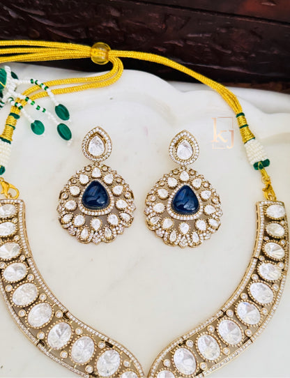Esti Necklace set