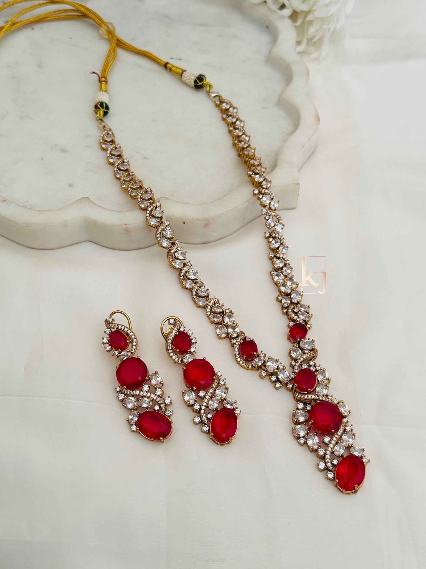 Valentina necklace set