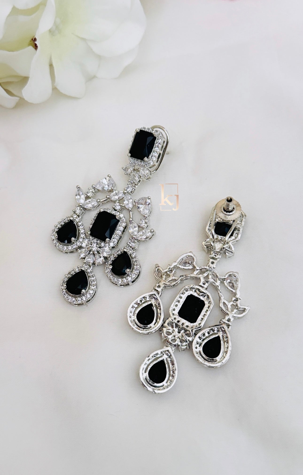 Alika Earrings set