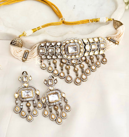 Avis Choker set