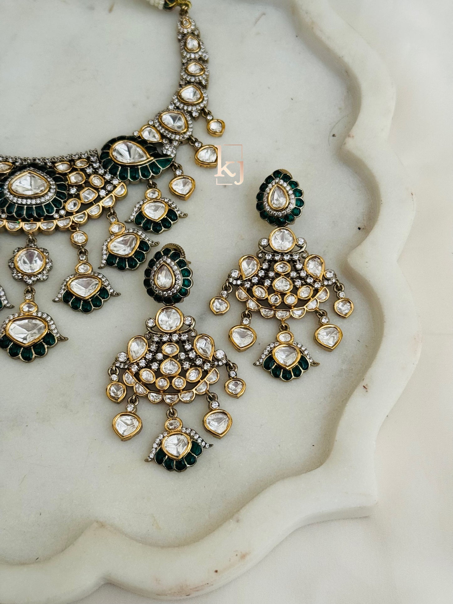 Kina necklace set