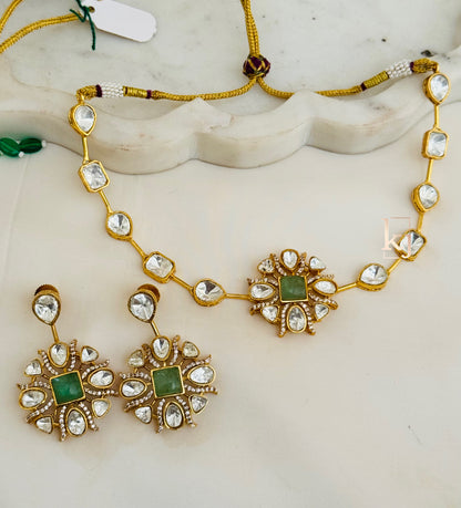 Alice necklace set
