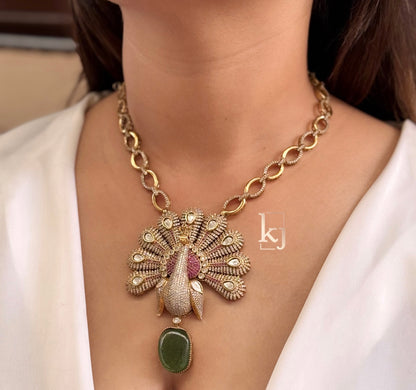 Krizaa pendant set