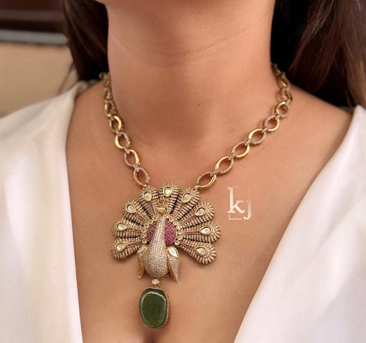 Krizaa pendant set