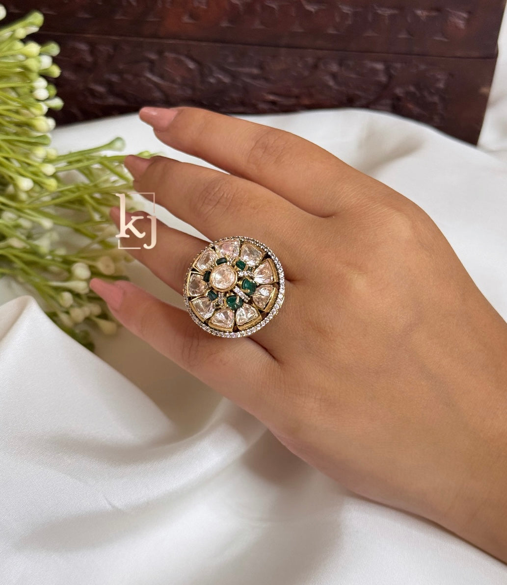 Una ring