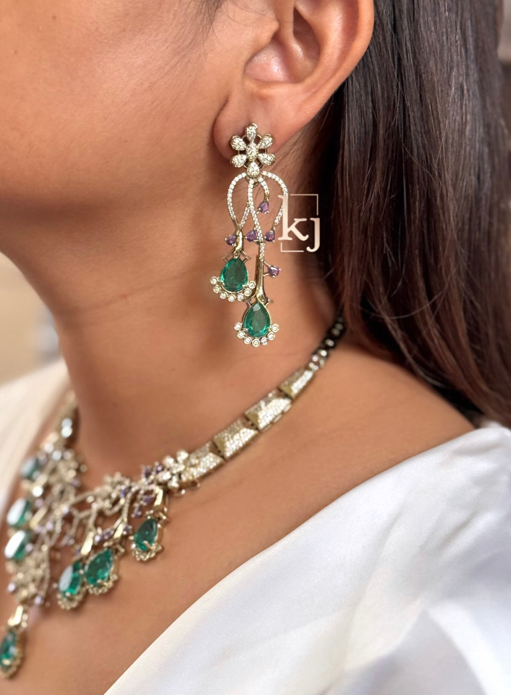 Luiez necklace set