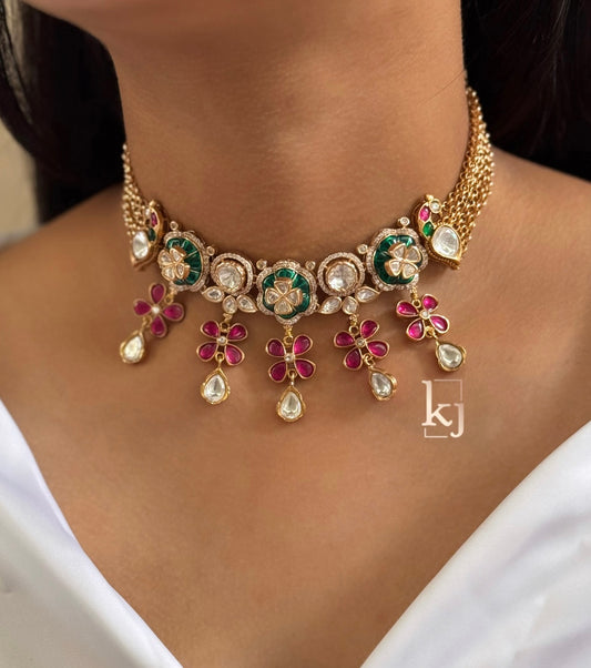 Harper choker set