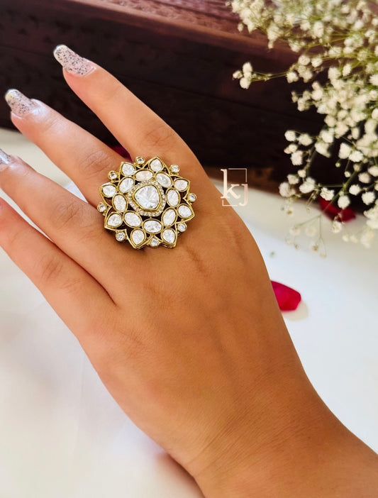 Celine Ring