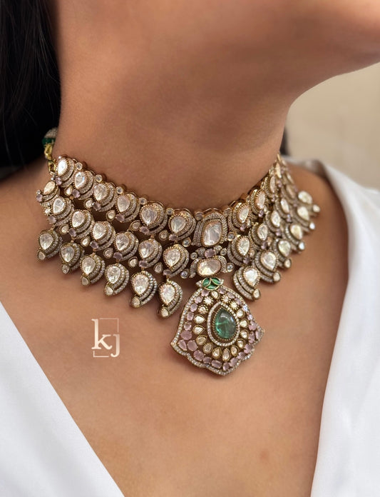 Elsepeth choker set