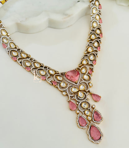Flowi necklace set