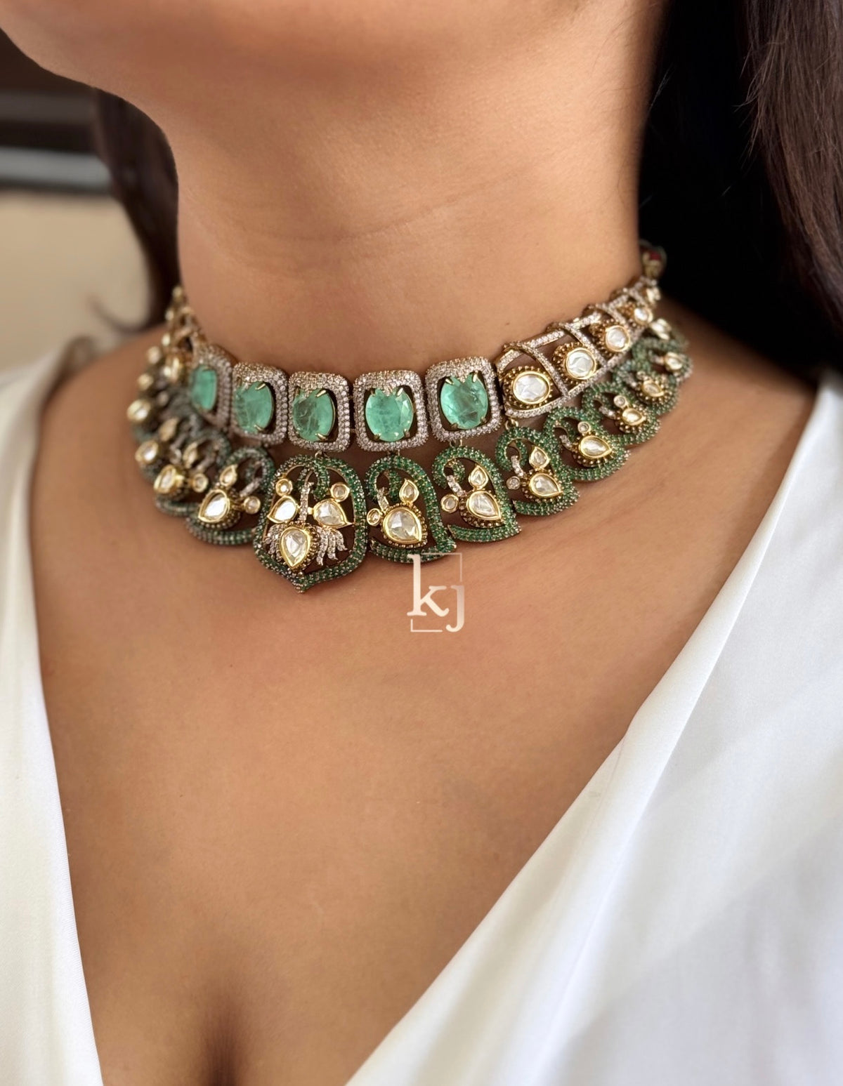 Hima choker set