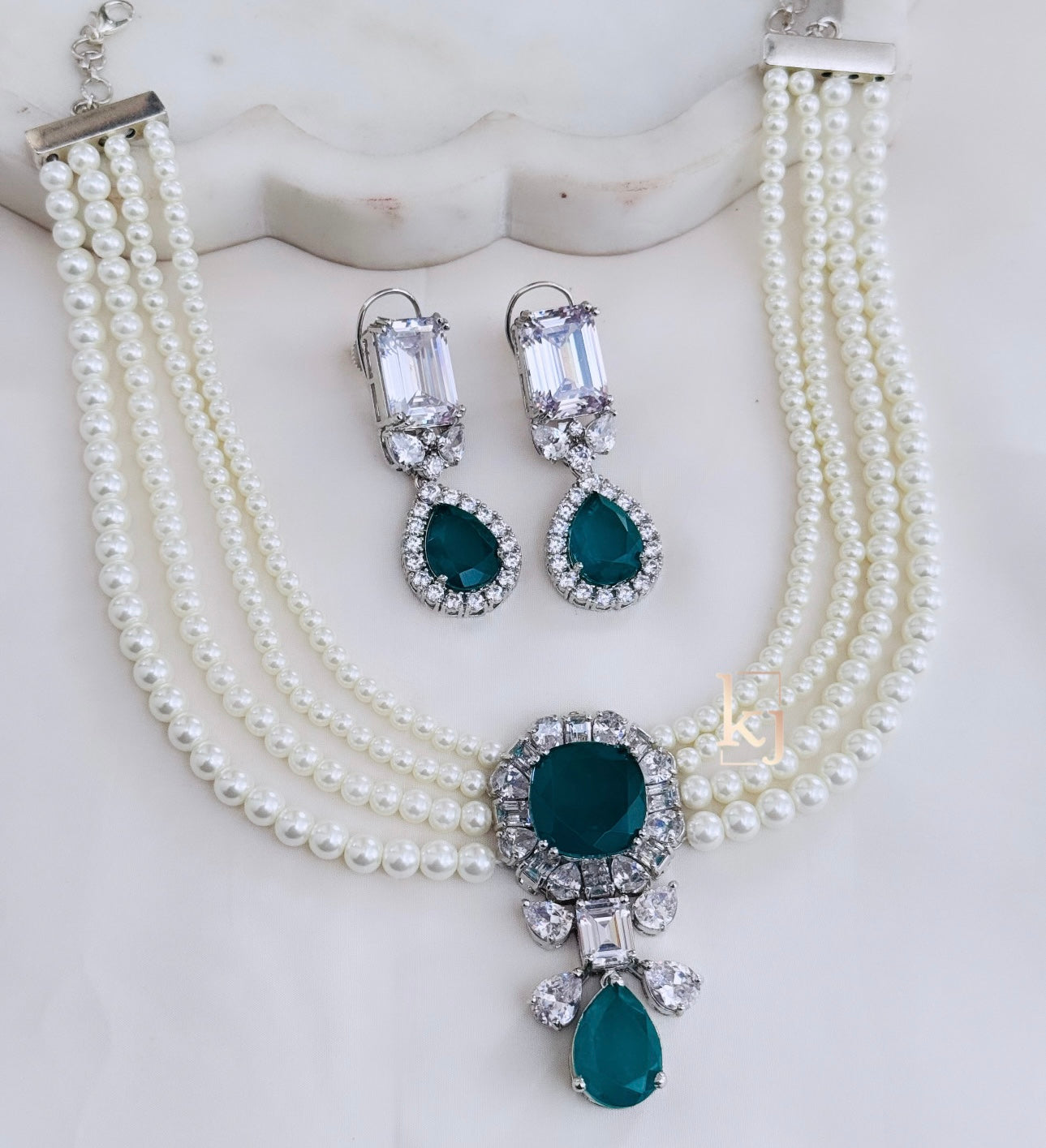 Jishon necklace set