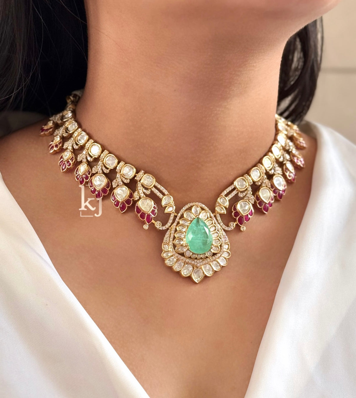 Bran necklace set