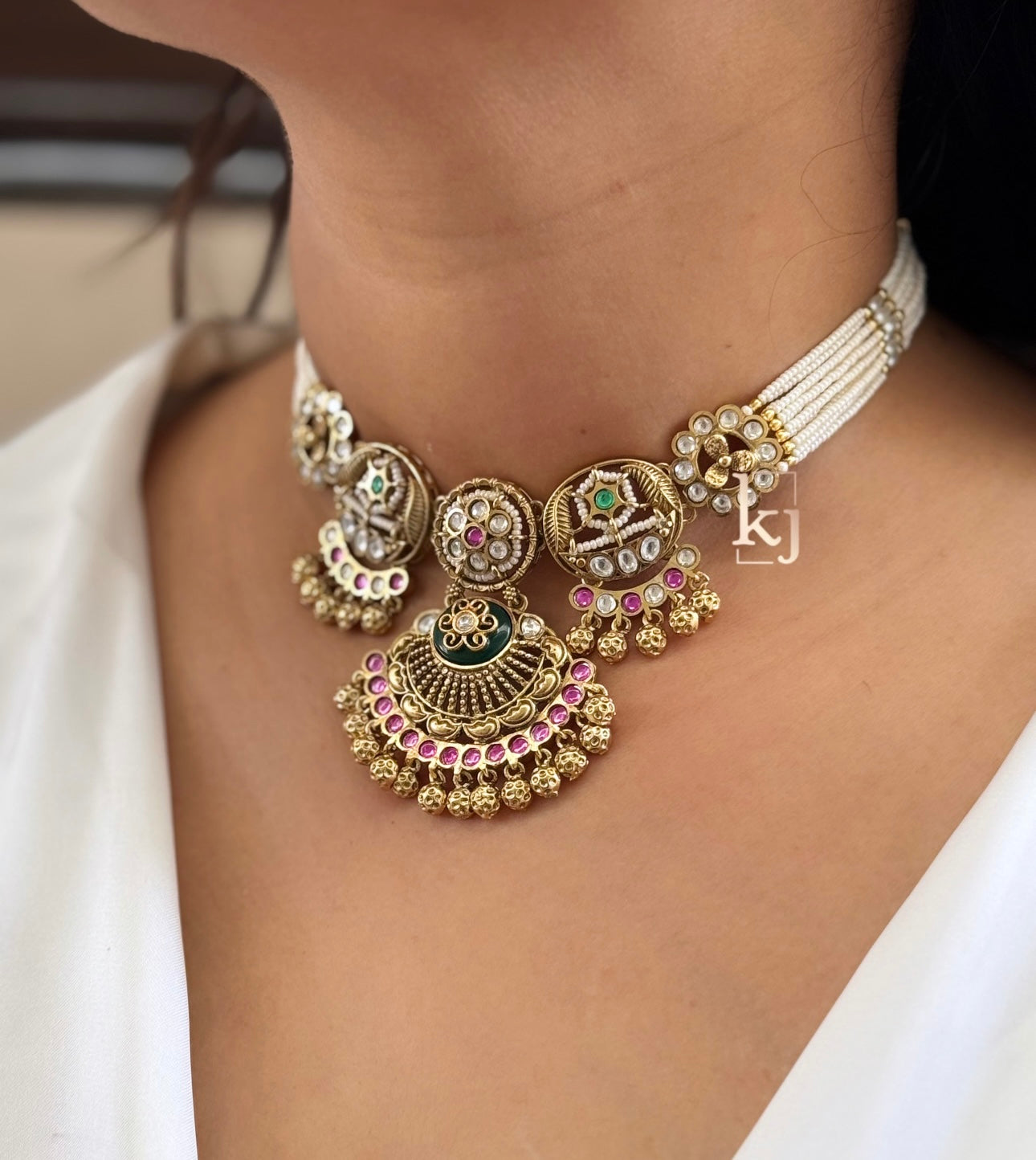 Rouni necklace set