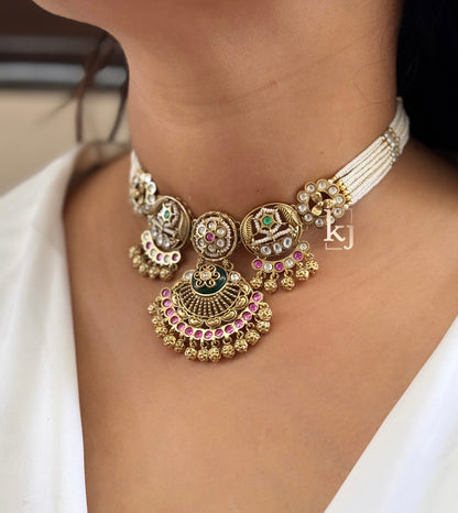 Rouni necklace set