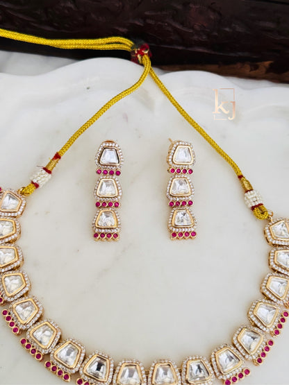 Zoya necklace set