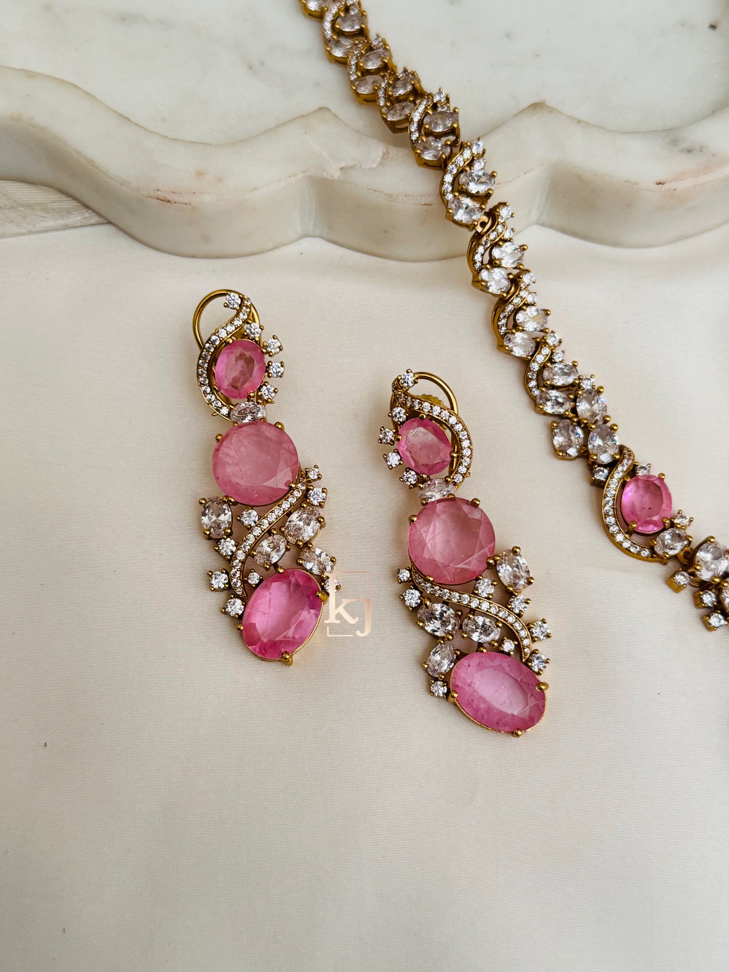 Valentina necklace set