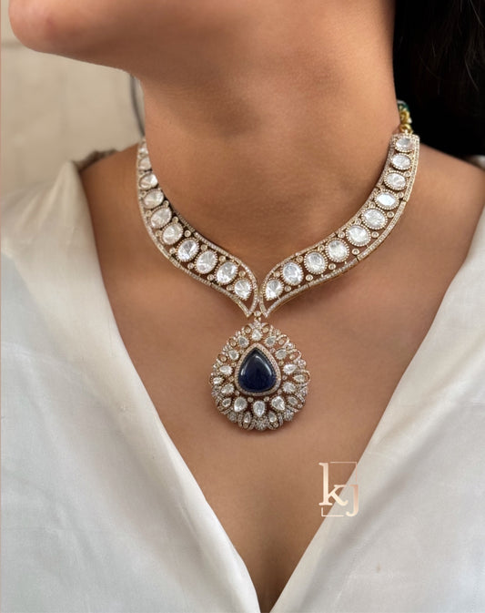 Esti Necklace set
