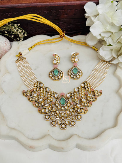 Roche necklace set