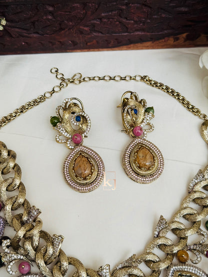 Febiola necklace set